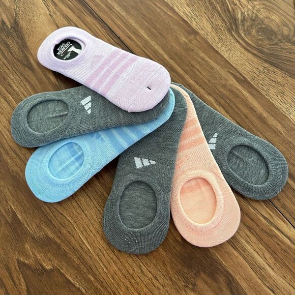 Adidas 6 pack of sneaker socks no show - Picture 1 of 4